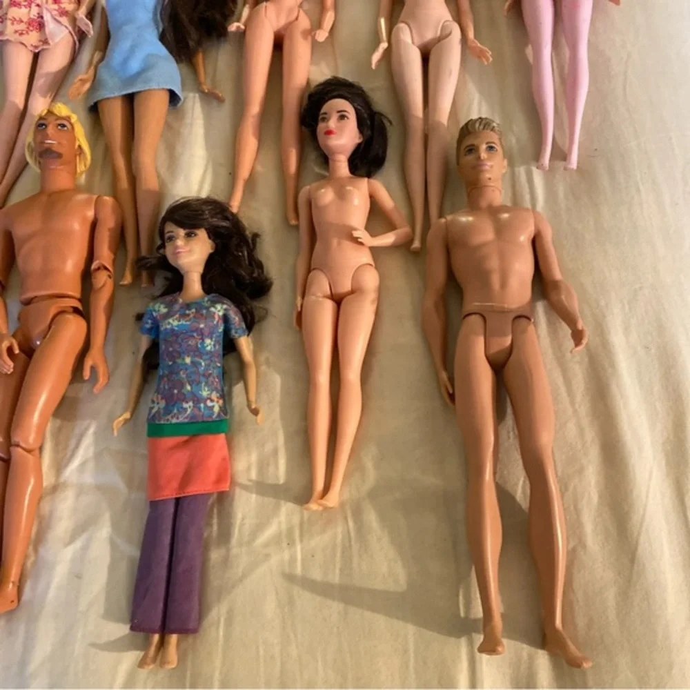 Barbie  Male‎ Dolls Lot Of 12